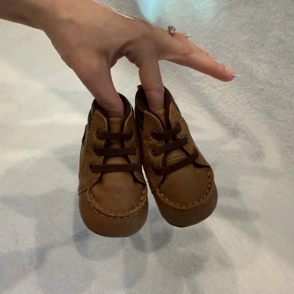 Brown Faux Leather‎ Baby Moc Toe Boots Infant Size 0-3 Months Slip On Shoes